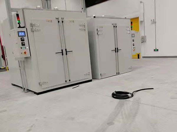 熱風循環(huán)烘箱4